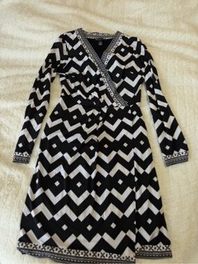 I.N.C Black & White Geometric Wrap Dress Work dress size S